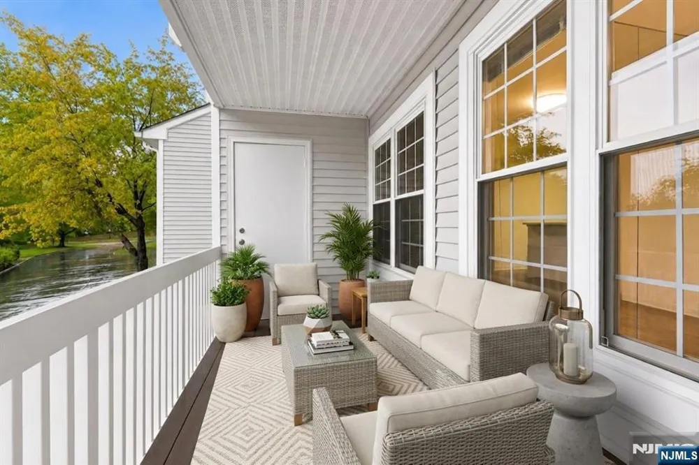 25 Markham Circle Englewood, NJ 07631