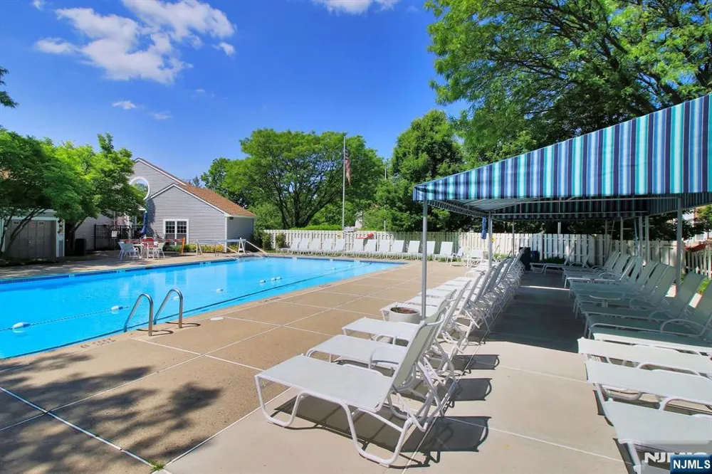 25 Markham Circle Englewood, NJ 07631