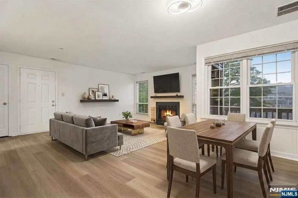 25 Markham Circle Englewood, NJ 07631