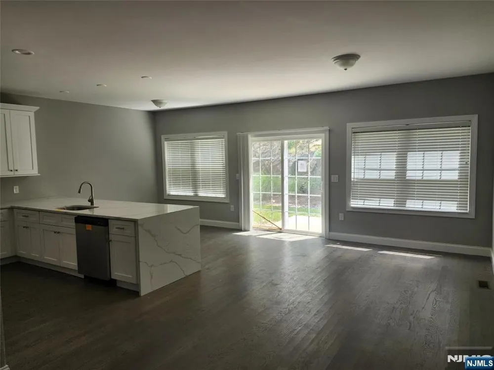 65 Halina Lane Butlerugh, NJ 07405