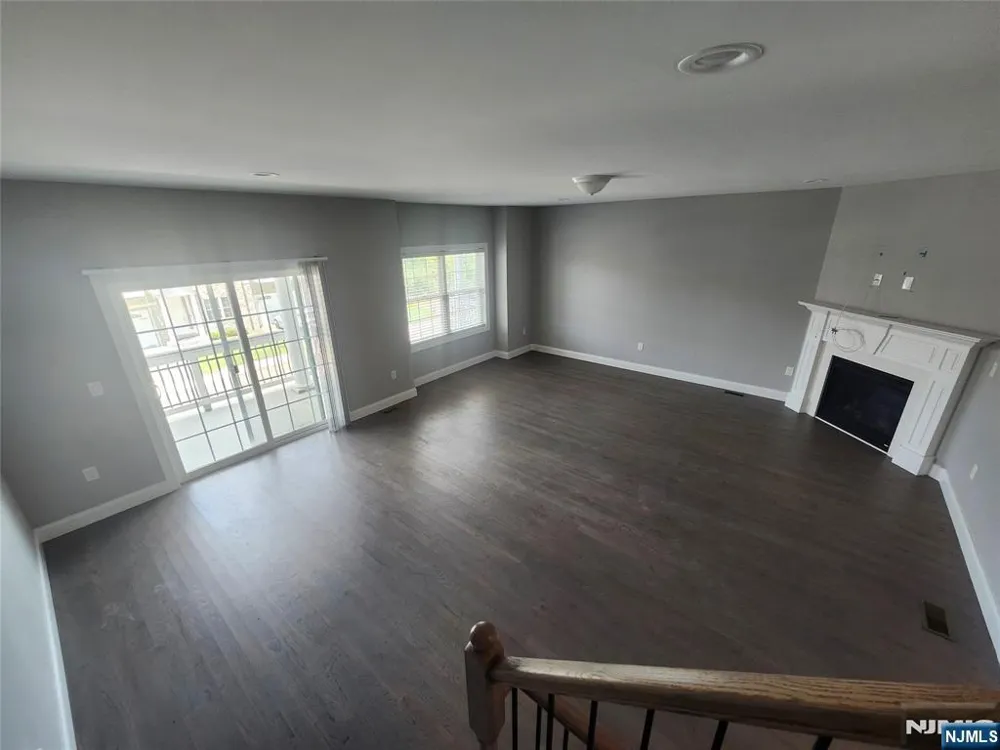 65 Halina Lane Butlerugh, NJ 07405