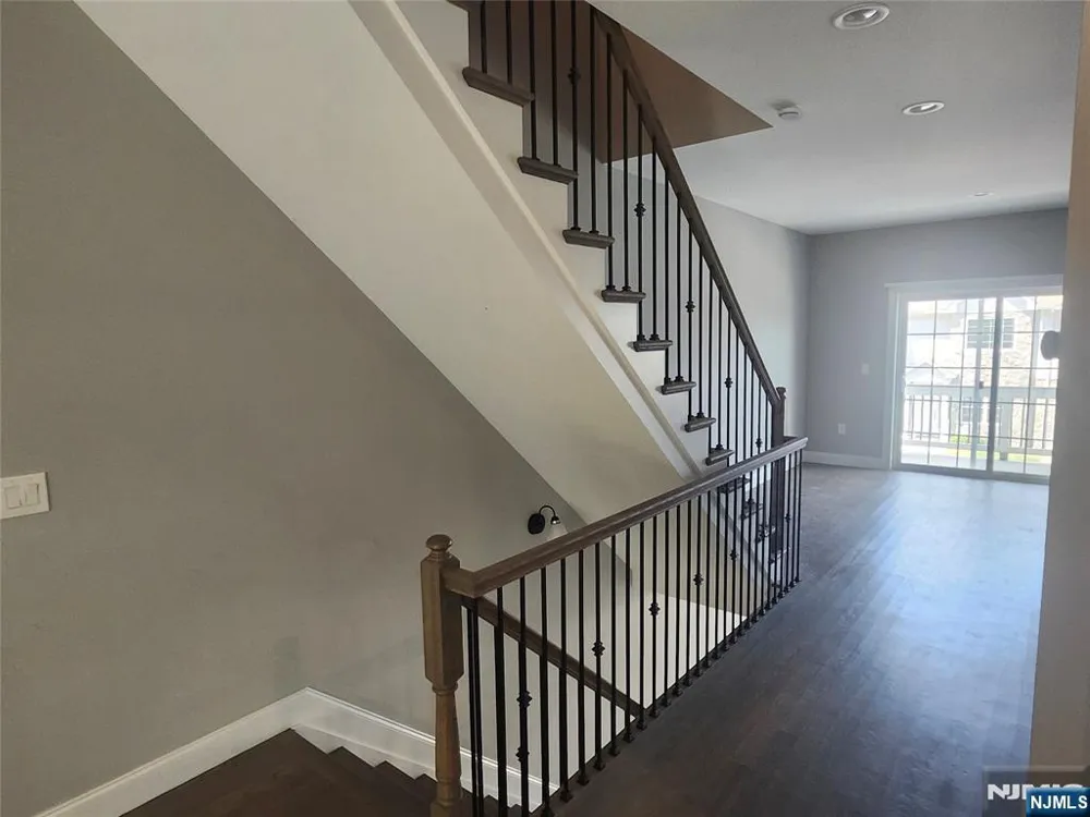 65 Halina Lane Butlerugh, NJ 07405