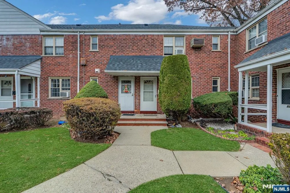 1267 Anderson Avenue 16 Fort Lee, NJ 07024