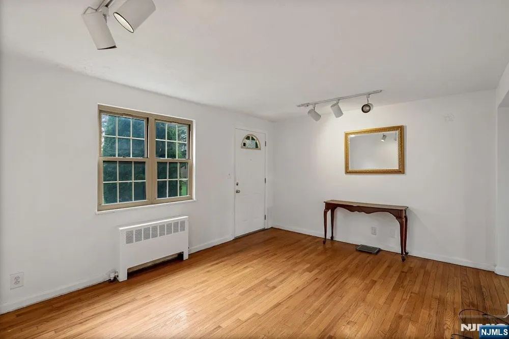 1267 Anderson Avenue 16 Fort Lee, NJ 07024