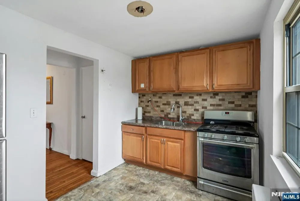 1267 Anderson Avenue 16 Fort Lee, NJ 07024