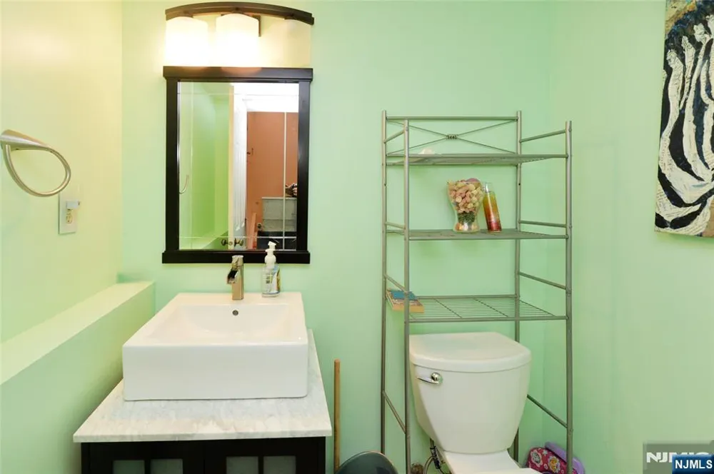 27 Tanager Court Wayne, NJ 07470
