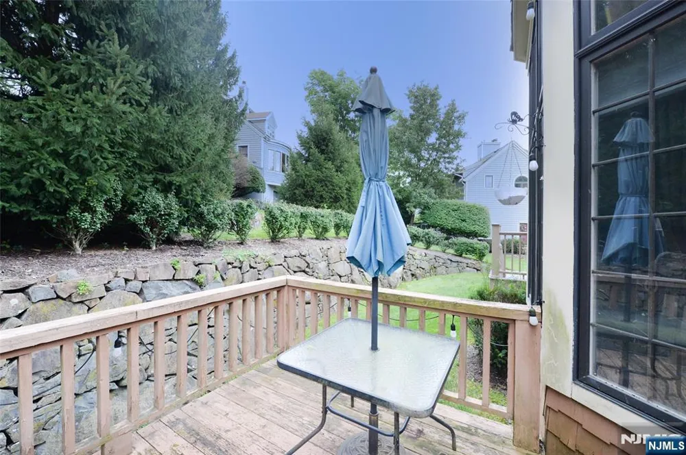 27 Tanager Court Wayne, NJ 07470