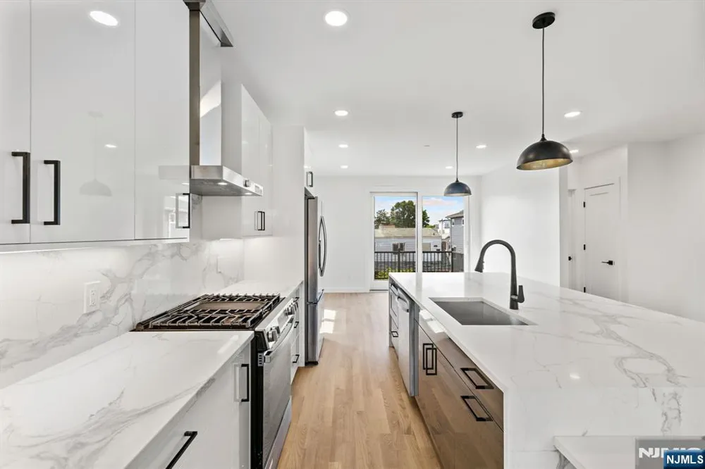 503 Saint Pauls Avenue Cliffside Park, NJ 07010