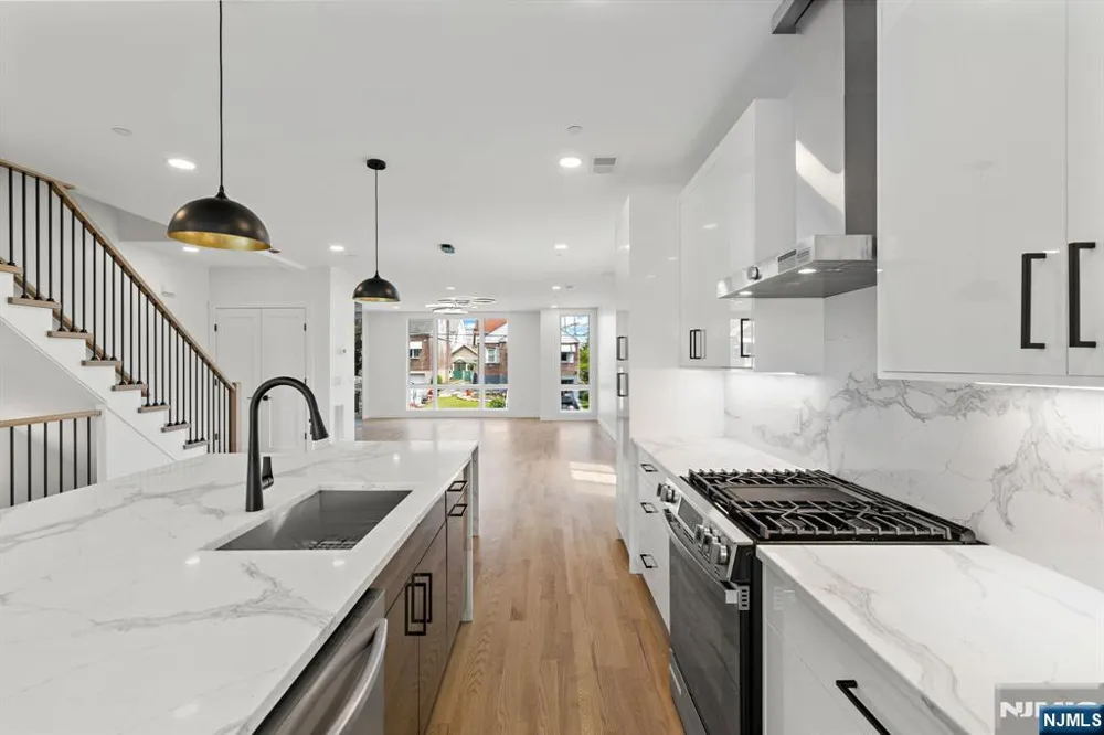 503 Saint Pauls Avenue Cliffside Park, NJ 07010