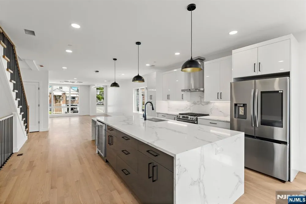 503 Saint Pauls Avenue Cliffside Park, NJ 07010
