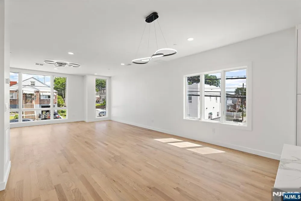 503 Saint Pauls Avenue Cliffside Park, NJ 07010