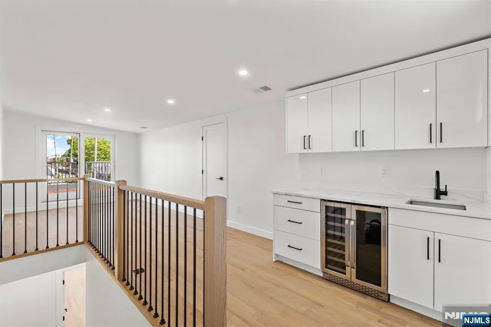 503 Saint Pauls Avenue Cliffside Park, NJ 07010