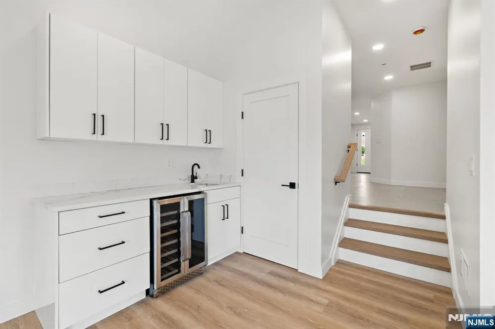 503 Saint Pauls Avenue Cliffside Park, NJ 07010