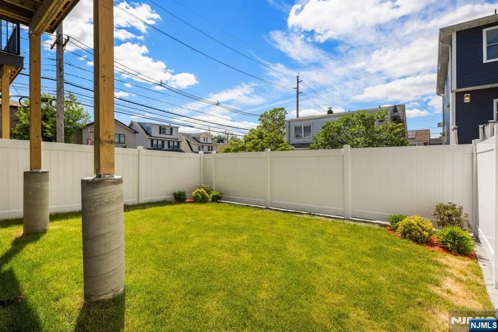 503 Saint Pauls Avenue Cliffside Park, NJ 07010