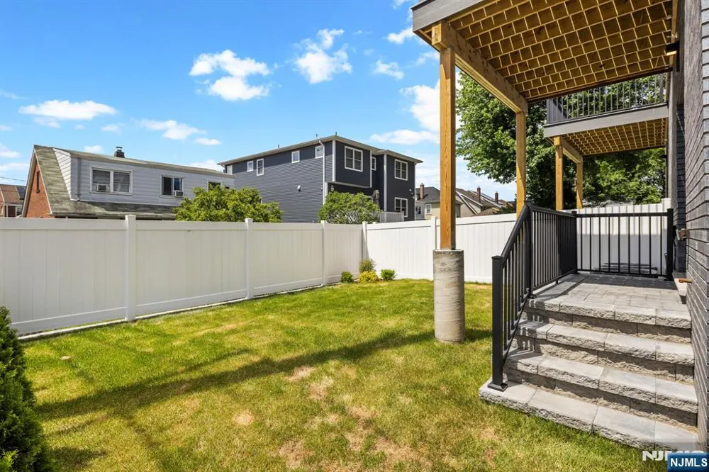 503 Saint Pauls Avenue Cliffside Park, NJ 07010