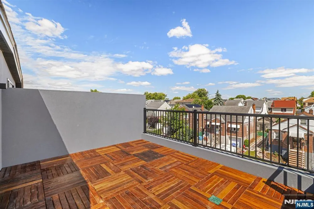 503 Saint Pauls Avenue Cliffside Park, NJ 07010