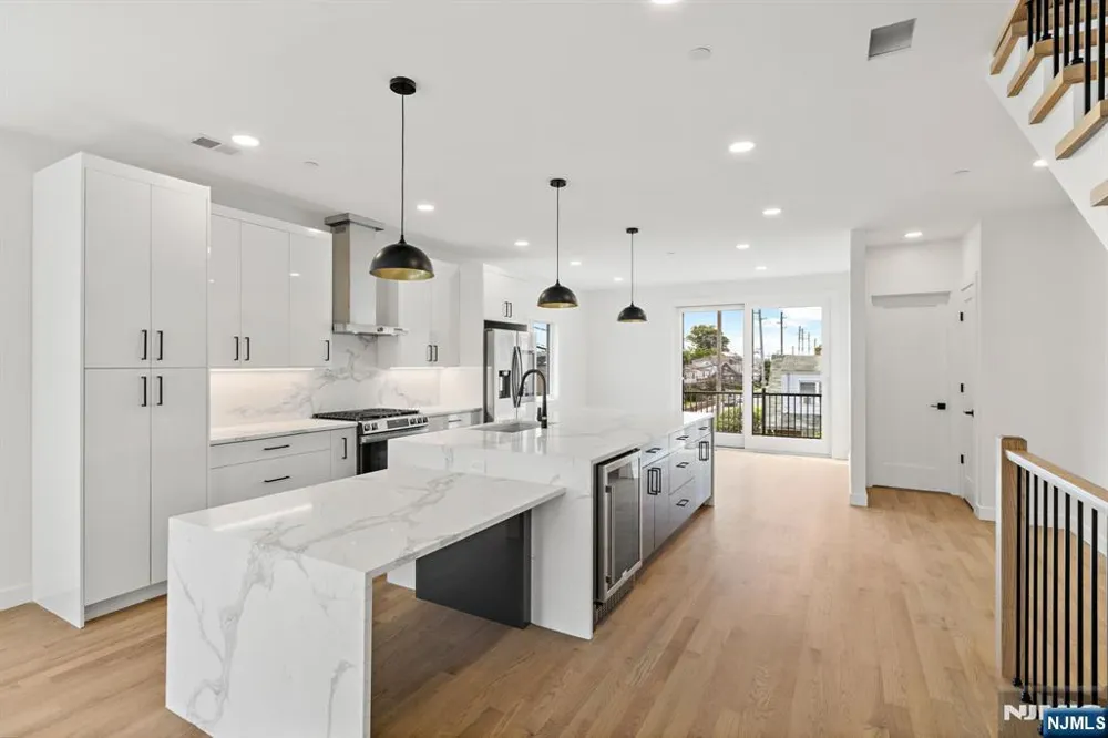 503 Saint Pauls Avenue Cliffside Park, NJ 07010