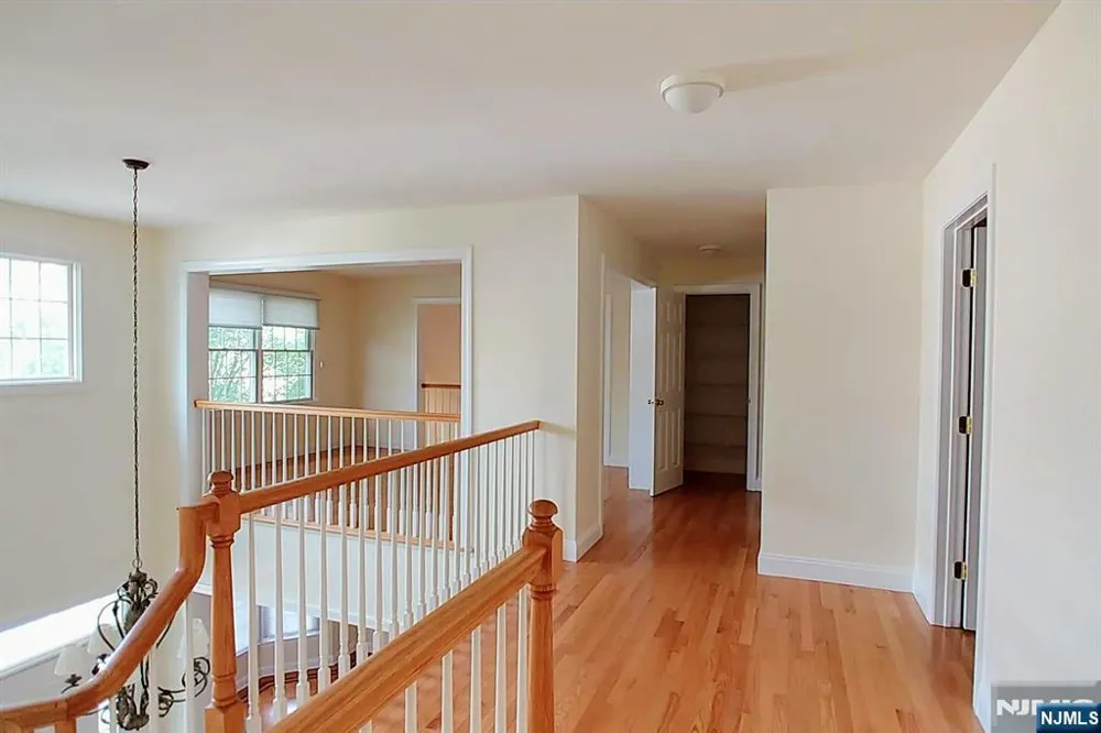 6 Schindler Court Upper Saddle River, NJ 07458