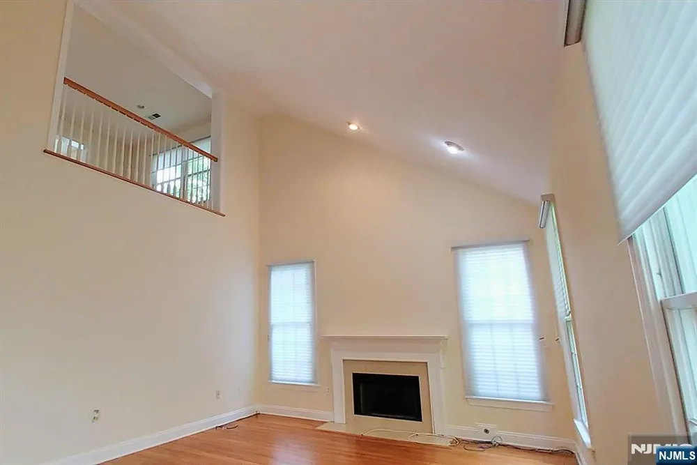 6 Schindler Court Upper Saddle River, NJ 07458