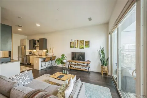 2525 Arapahoe Street #RD213
