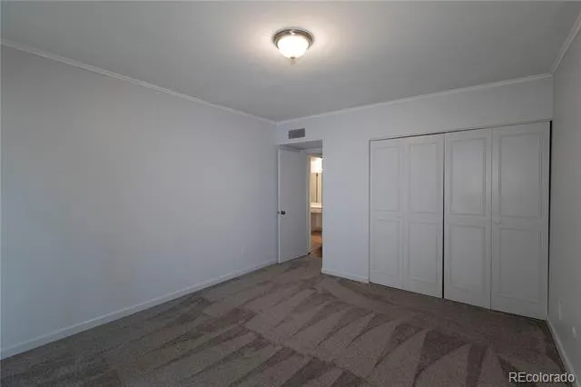 5882 E Ithaca Place #204 Denver, CO 80237