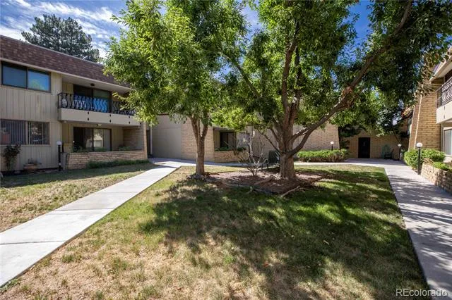5882 E Ithaca Place #204 Denver, CO 80237