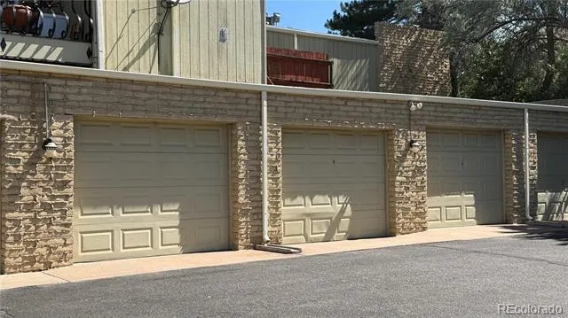 5882 E Ithaca Place #204 Denver, CO 80237