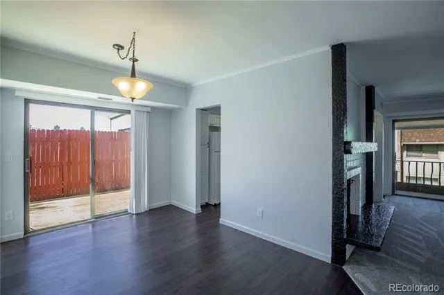 5882 E Ithaca Place #204 Denver, CO 80237