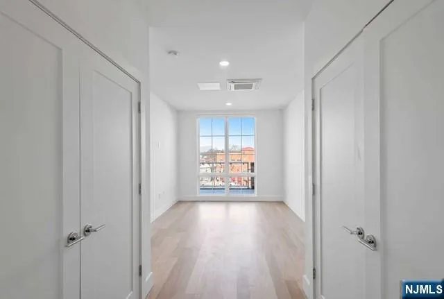 35 Jefferson Avenue 302 Westwood, NJ 07675