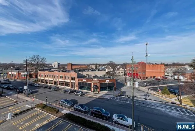 35 Jefferson Avenue 302 Westwood, NJ 07675
