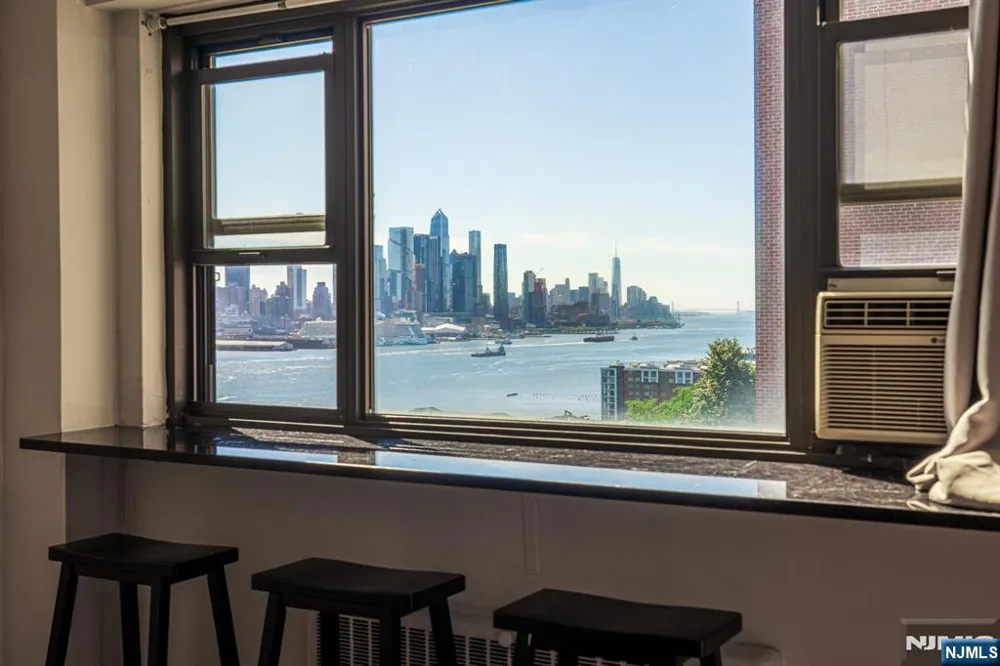 6515 Boulevard East 5H West New York, NJ 07093