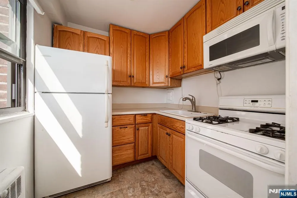 6515 Boulevard East 5H West New York, NJ 07093
