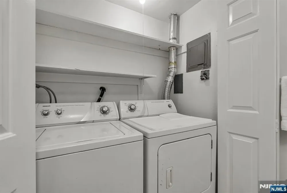 13 Briarwood Court E Ramsey, NJ 07446