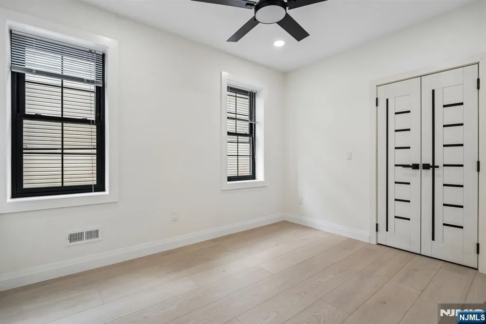 423 Aurora Avenue 1 Cliffside Park, NJ 07010
