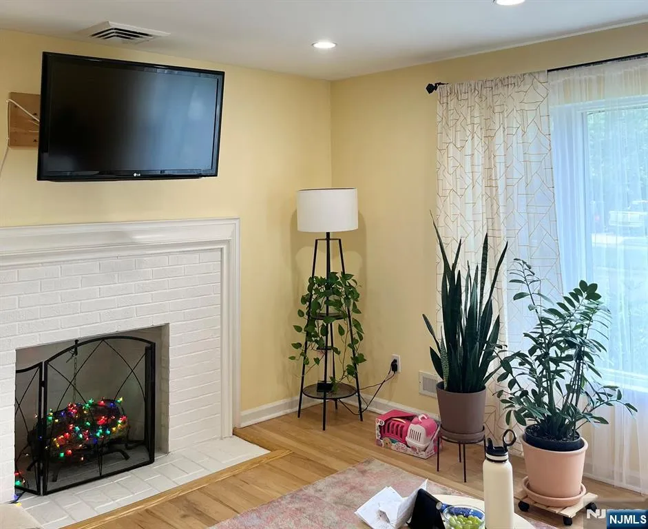 17-10 Radburn Road Fair Lawn, NJ 07410