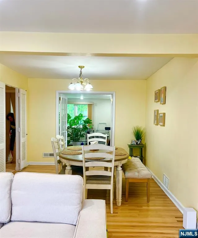 17-10 Radburn Road Fair Lawn, NJ 07410