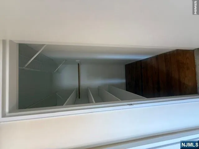 718-720 Stuyvesant Avenue Lyndhurst, NJ 07071
