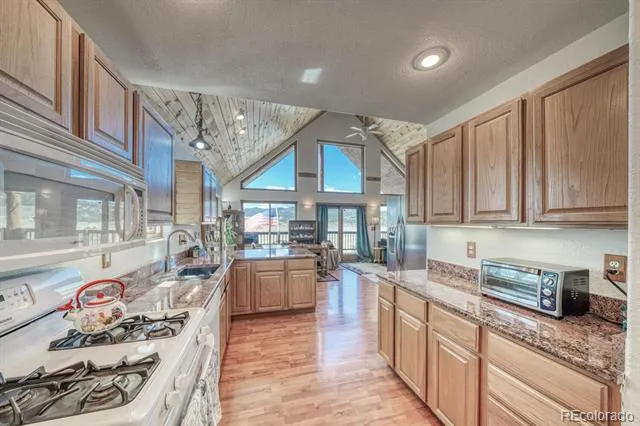 229 Ladigo Lane Hartsel, CO 80449