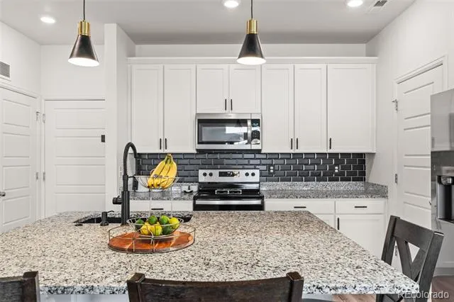 18053 E 103rd Avenue Commerce City, CO 80022