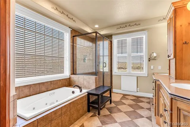 611 Rockridge Loop Canon City, CO 81212