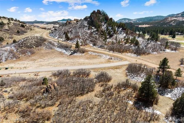 5939 Country Club Drive Larkspur, CO 80118
