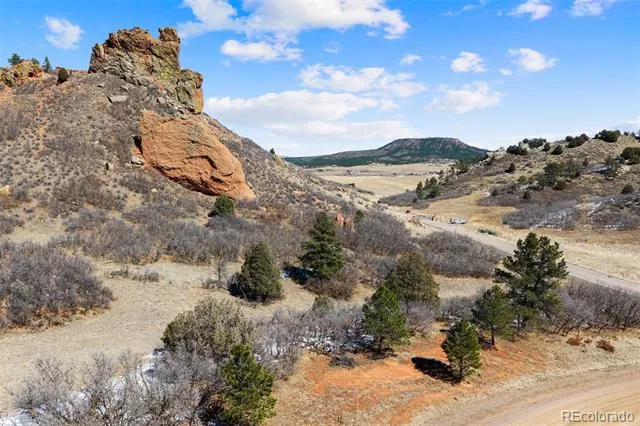 5939 Country Club Drive Larkspur, CO 80118
