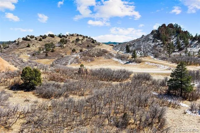 5939 Country Club Drive Larkspur, CO 80118