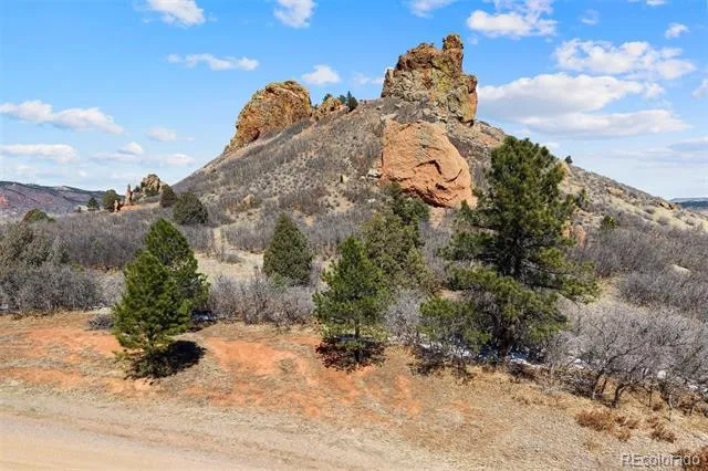 5939 Country Club Drive Larkspur, CO 80118