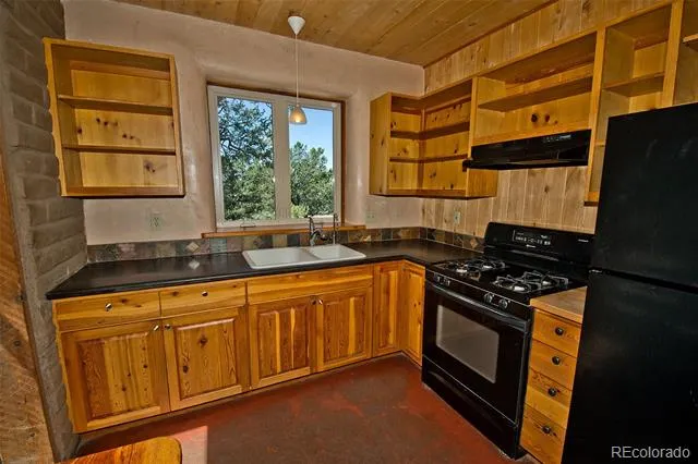2108 Lone Pine Way Crestone, CO 81131
