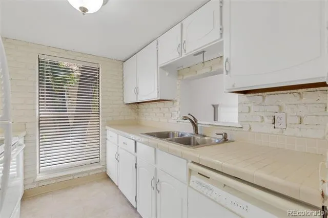 3868 S Fraser Street #M09 Aurora, CO 80014
