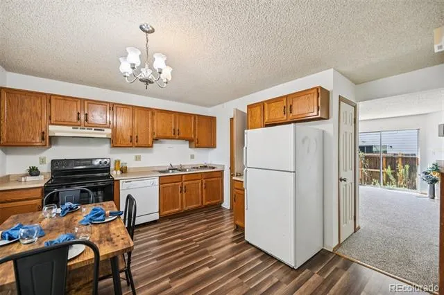4220 Hunting Meadows Circle Colorado Springs, CO 80916