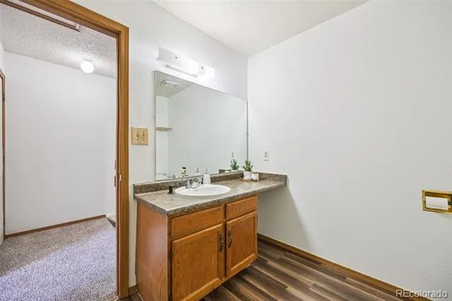 4220 Hunting Meadows Circle Colorado Springs, CO 80916