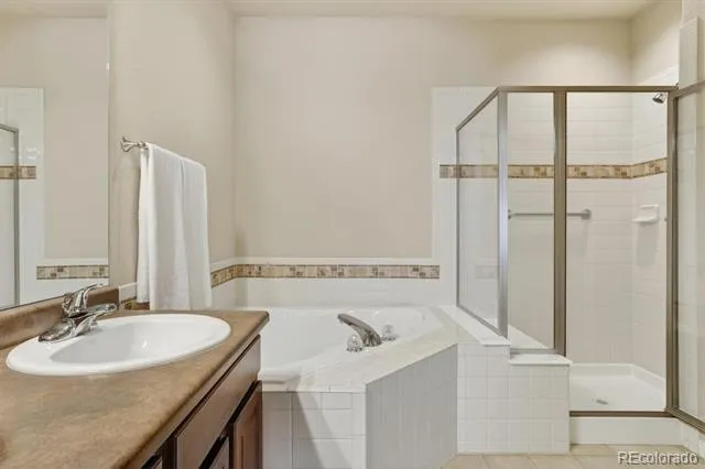 19355 E Stanford Avenue Aurora, CO 80015