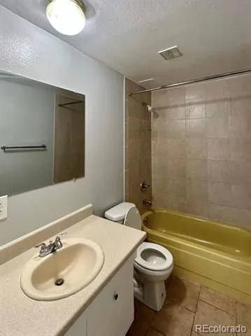 561 Geneva Street #200 Aurora, CO 80010